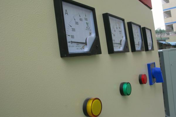 包河配电柜-3683讲讲配电柜注意事项